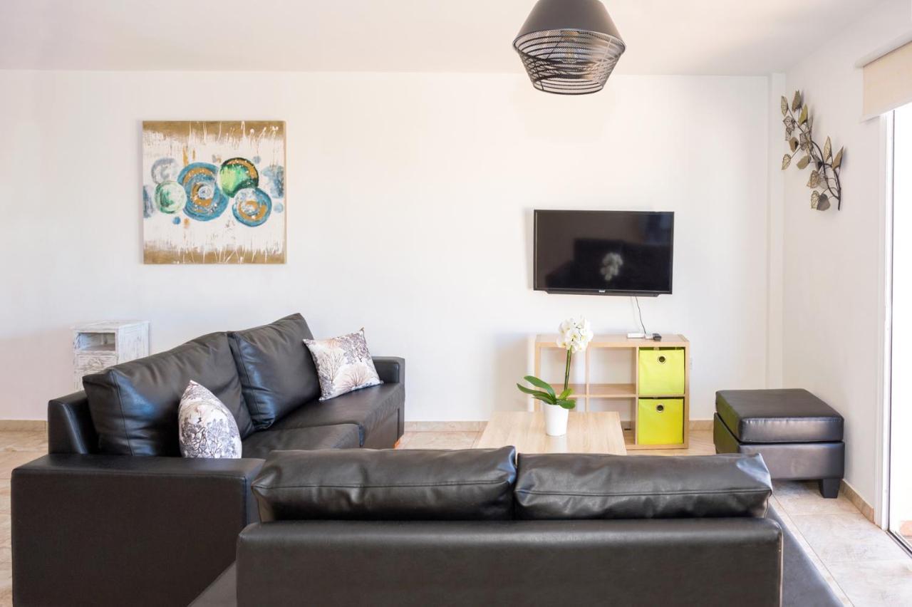 Sofia Apartment 700M Away From The Beach Paralimni Ngoại thất bức ảnh